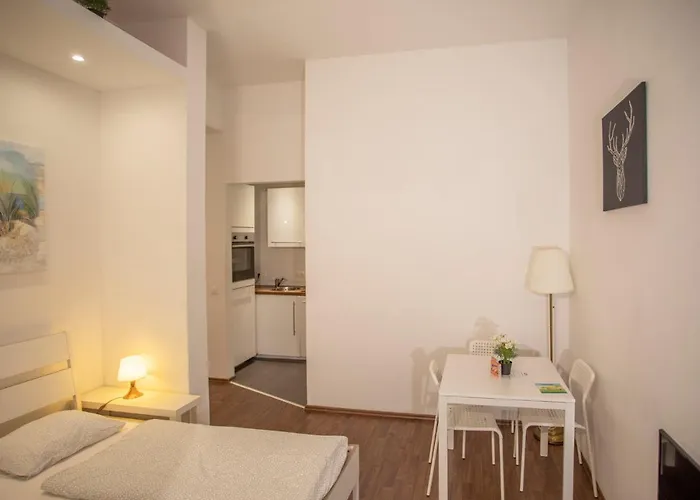 Center I 24h Self-check-in *